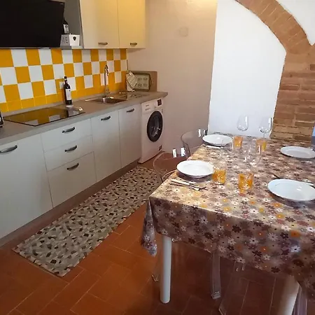 Borgo Nel Chianti Istrice Con Piscina Tennis E Wifi